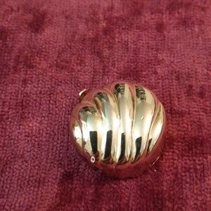 Vintage Gold Tone Necklace  Enhancer